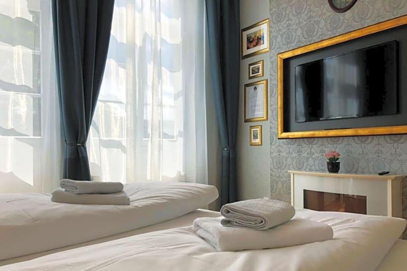 Hotel Kleiner Riesen image