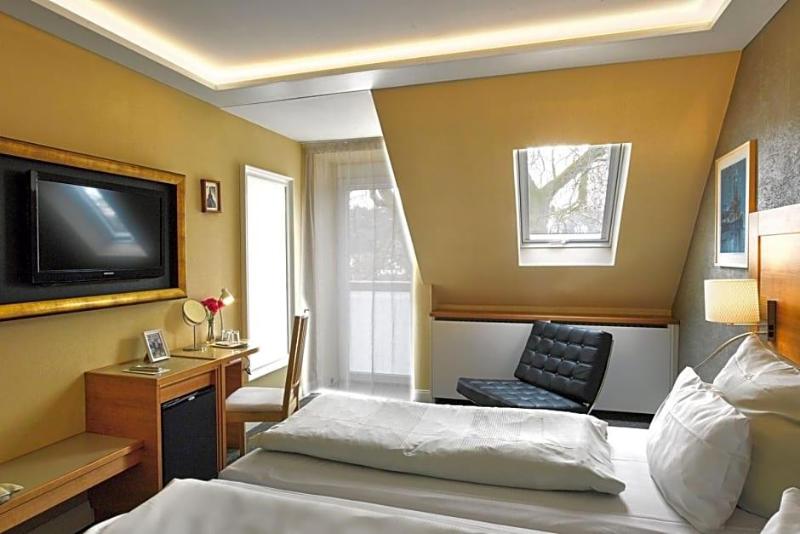 Hotel Kleiner Riesen image