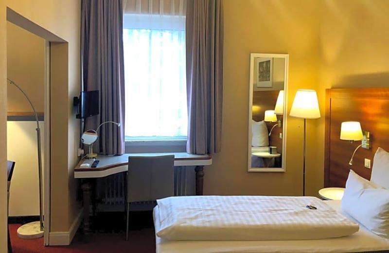 Hotel Kleiner Riesen image