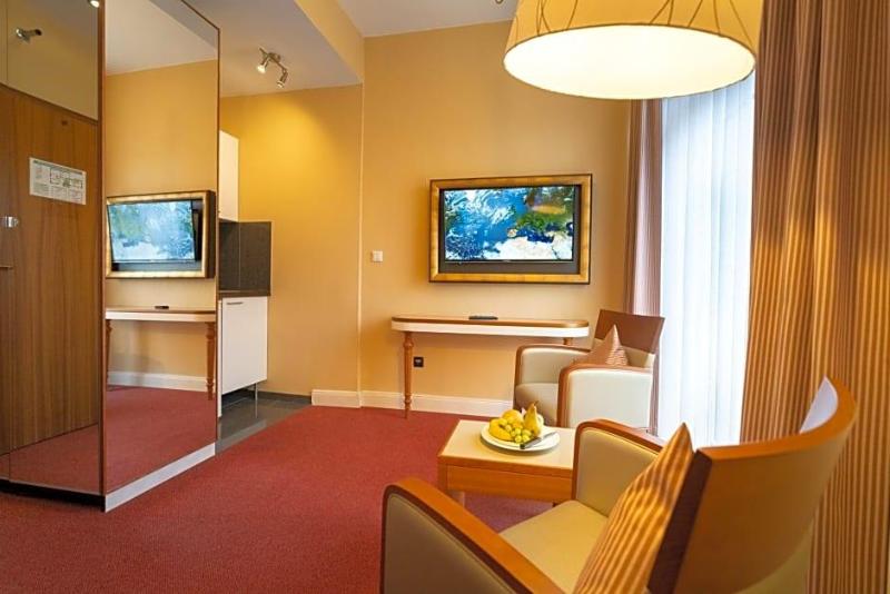 Hotel Kleiner Riesen image