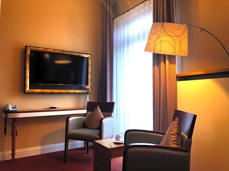 Hotel Kleiner Riesen image