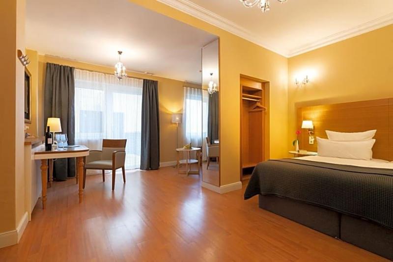 Hotel Kleiner Riesen image