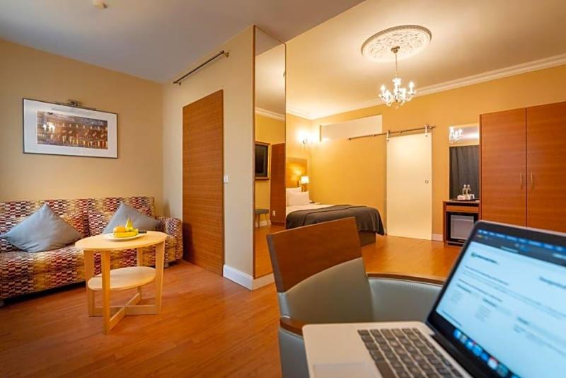 Hotel Kleiner Riesen image