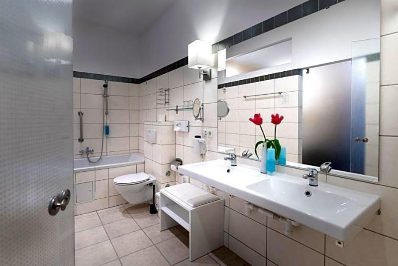 Hotel Kleiner Riesen image