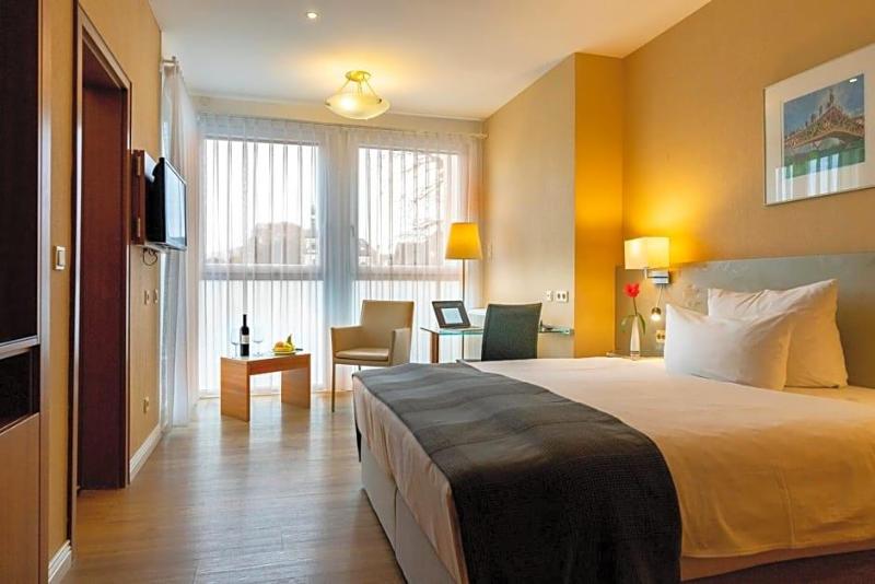 Hotel Kleiner Riesen image