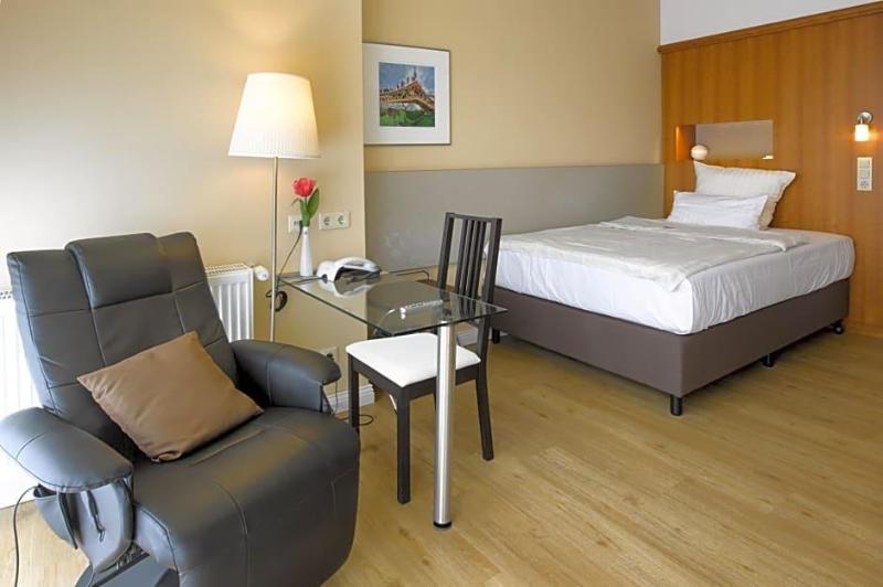 Hotel Kleiner Riesen image