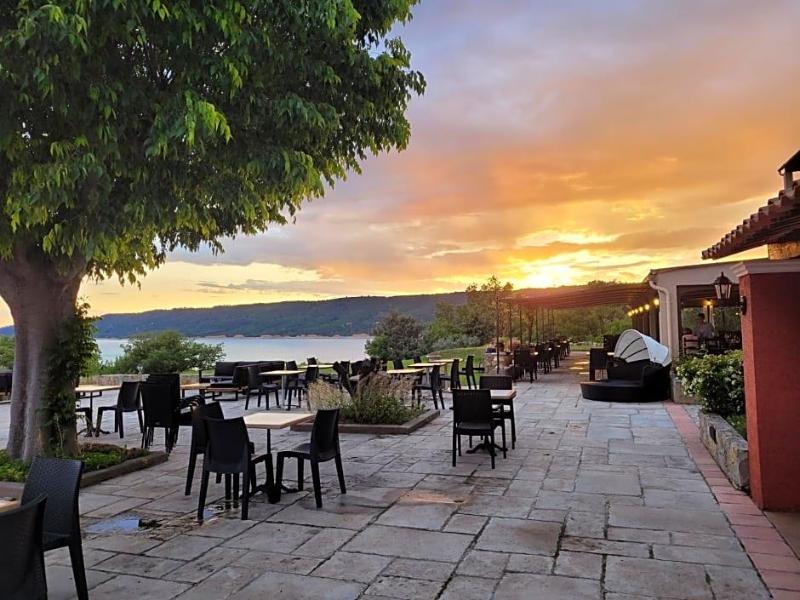 Auberge Des Salles image