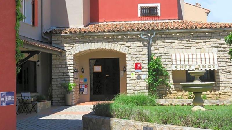 Auberge Des Salles image
