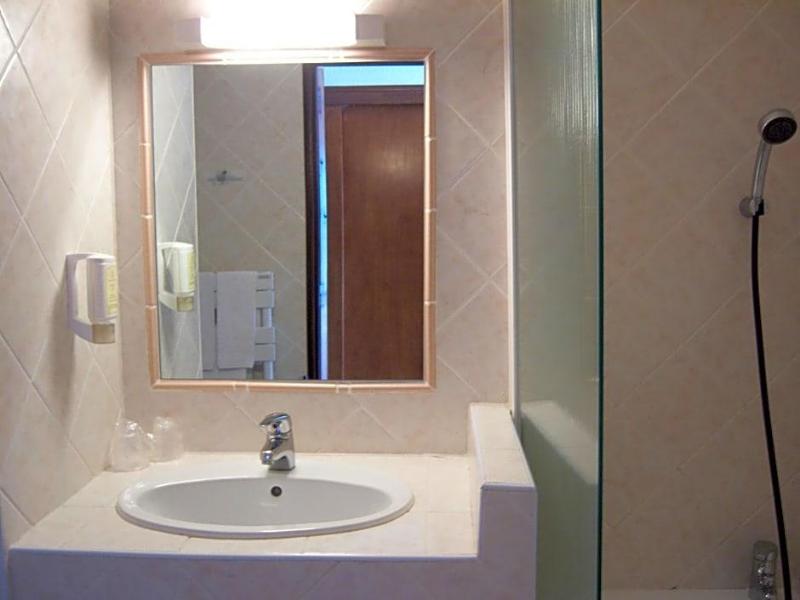 Auberge Des Salles image