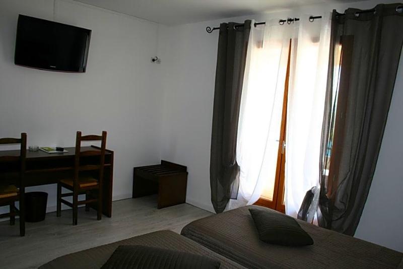 Auberge Des Salles image
