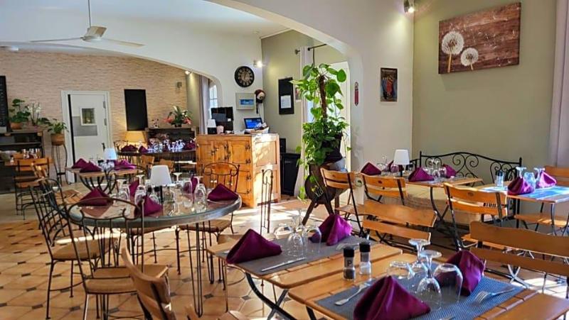 Auberge De La Table Ronde image