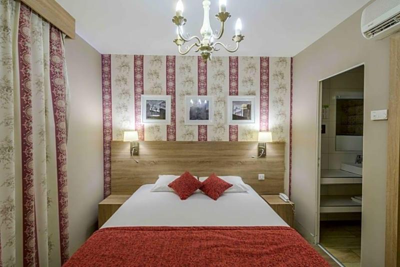 Hotel L Aragon — general view