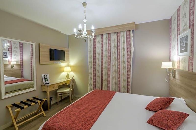 Hotel L Aragon — general view
