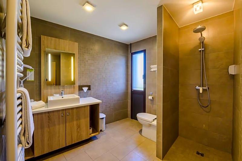 Hotel L Aragon image