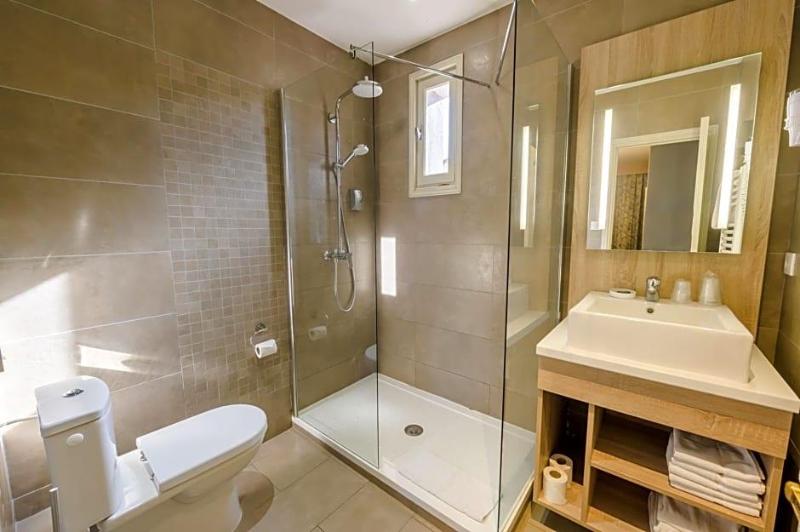 Hotel L Aragon image