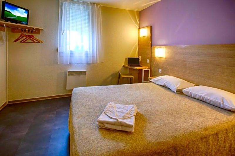 Hotel Formule Club image
