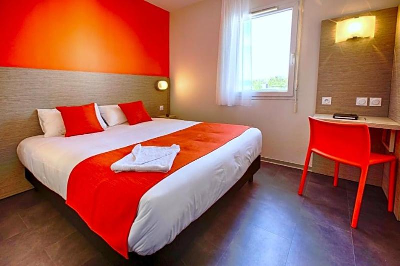 Hotel Formule Club image