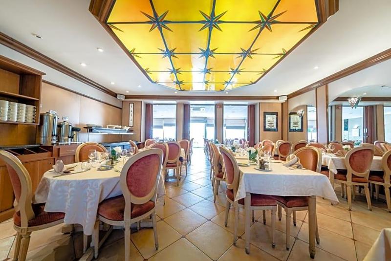 Hotel Des Tilleuls image