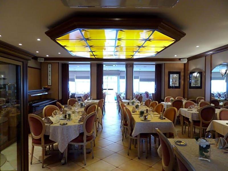 Hotel Des Tilleuls image