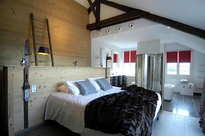 Auberge De Maison Rouge image