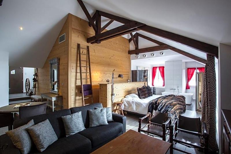Auberge De Maison Rouge image