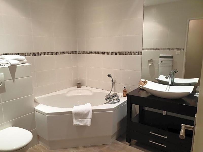 Hostellerie Belle Rive image