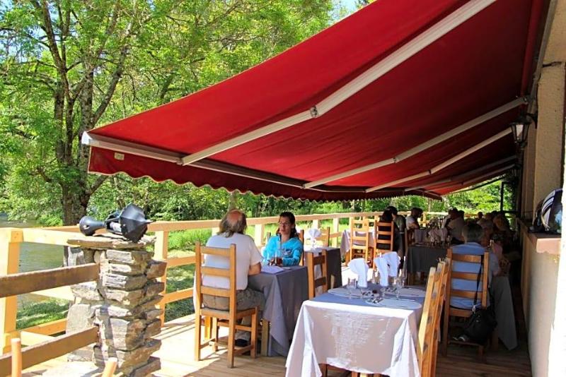Hotel Restaurant Les Gorges De Chouvigny image
