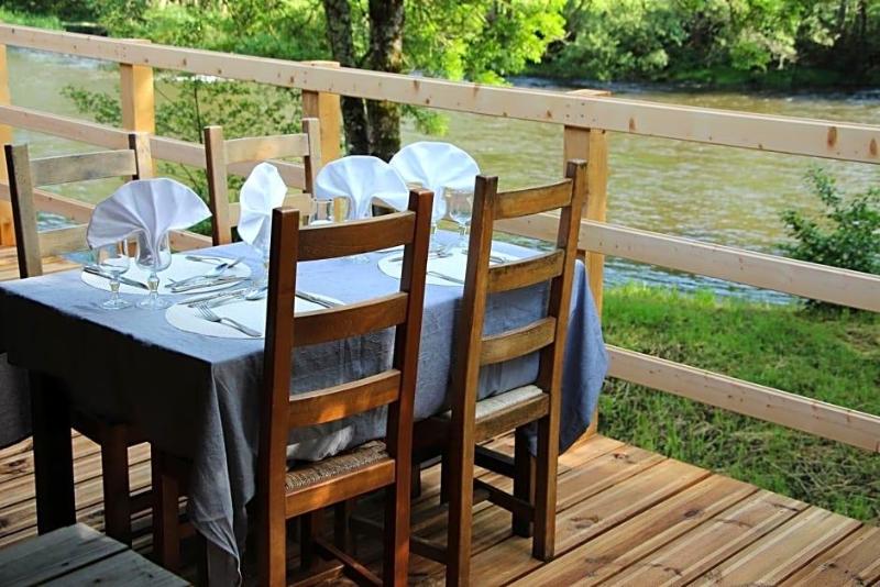 Hotel Restaurant Les Gorges De Chouvigny image