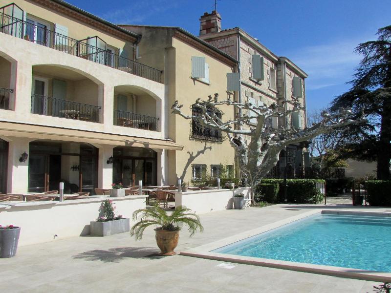 Le Castelet Des Alpilles image