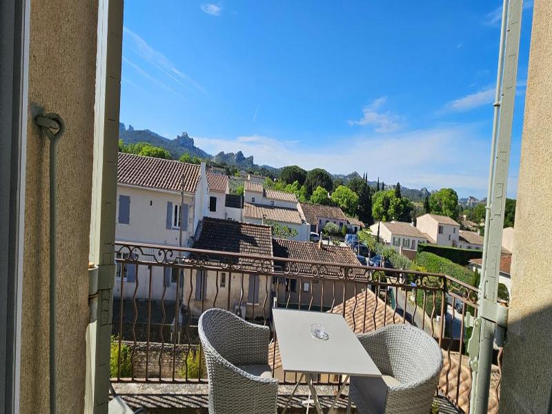 Le Castelet Des Alpilles image