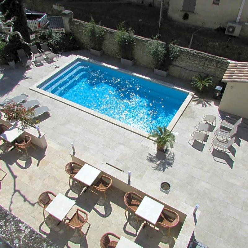 Le Castelet Des Alpilles image