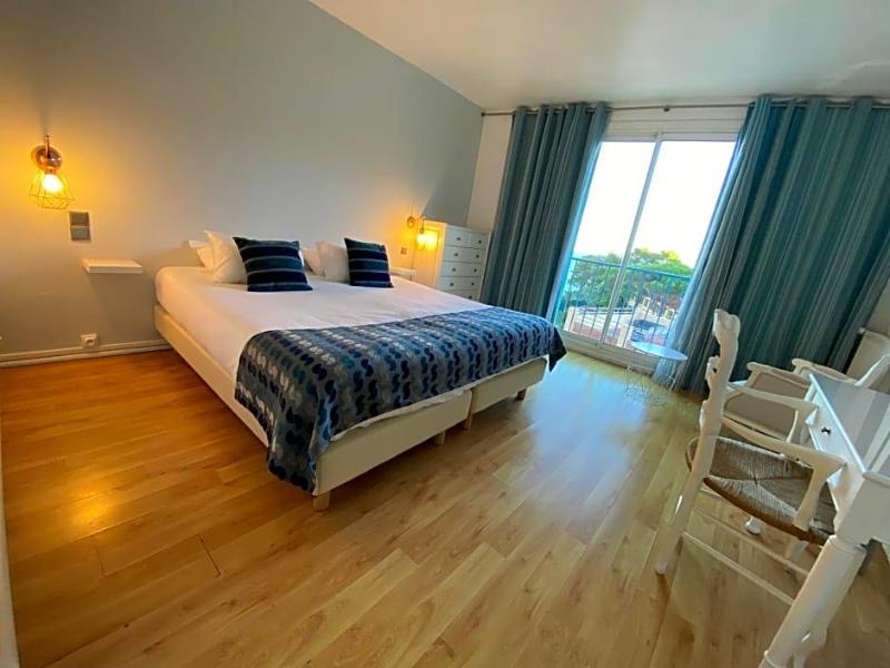 Hotel Le Bon Port image