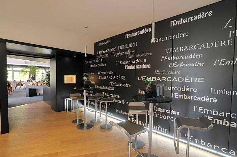 Hv Tel Restaurant De L Embarcadv Re — general view