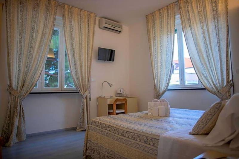 Hotel Ligure image