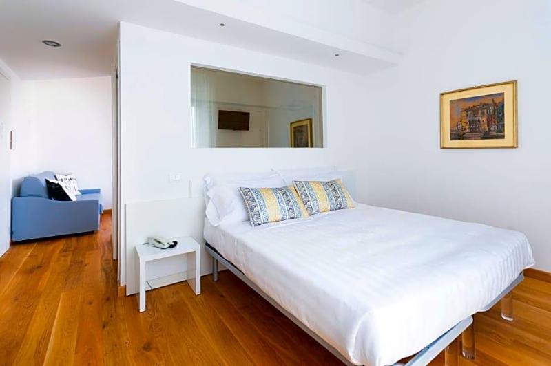 Hotel Ligure image