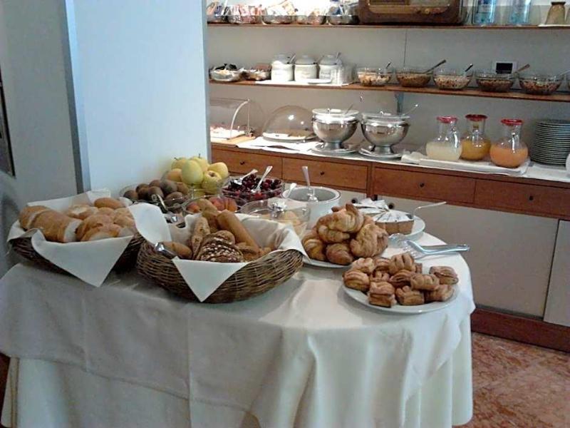 Hotel Al Caval image