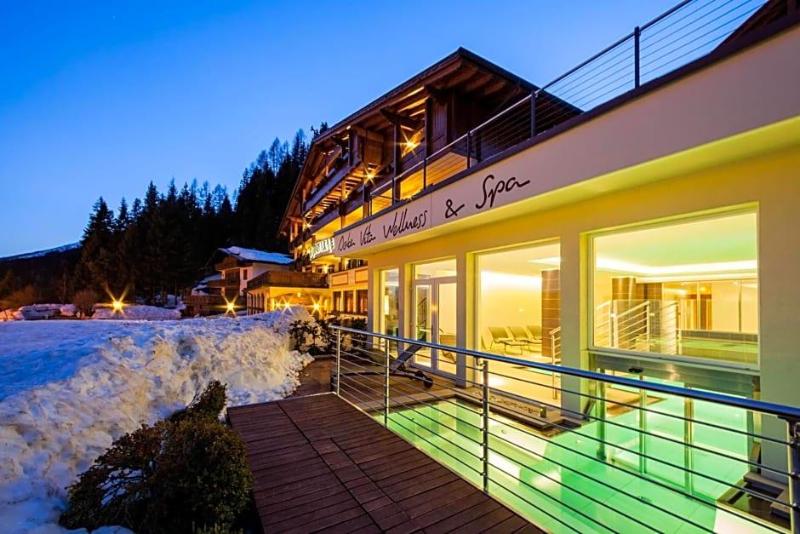 Sayonara Nature Wellness Hotel image