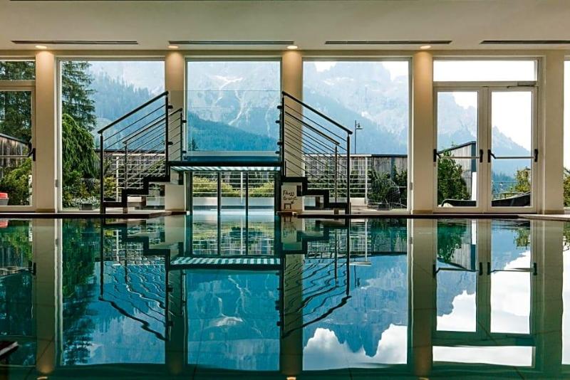 Sayonara Nature Wellness Hotel image