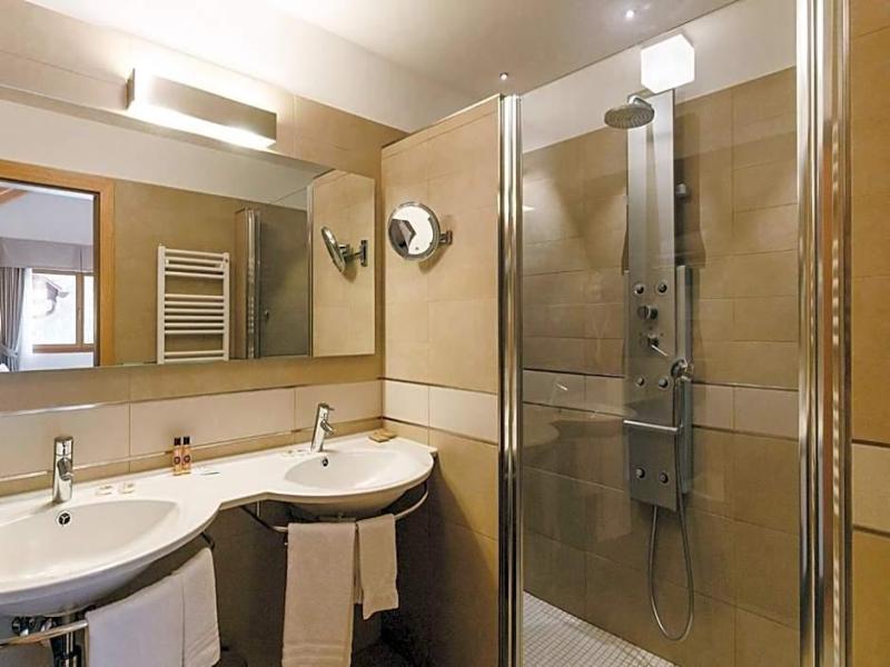 Sayonara Nature Wellness Hotel image