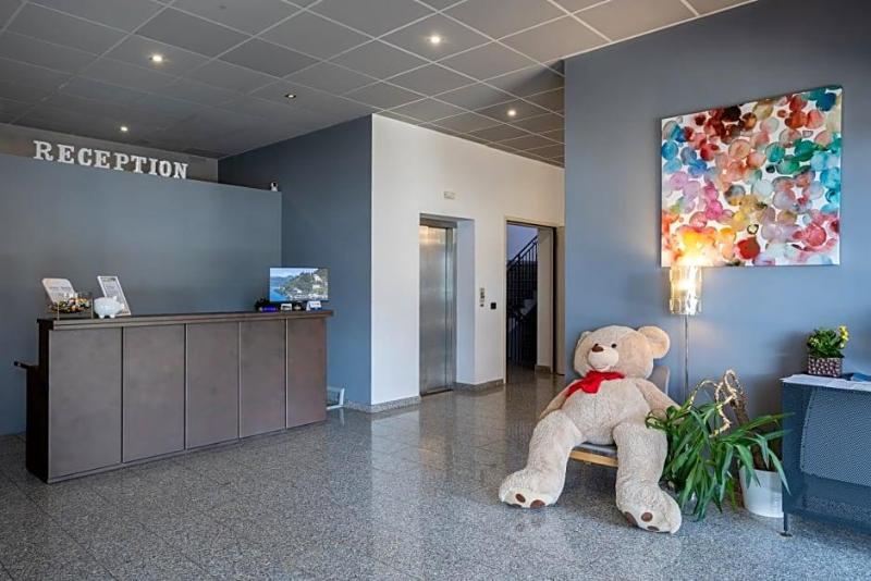 Hotel Fontaine Bleue image
