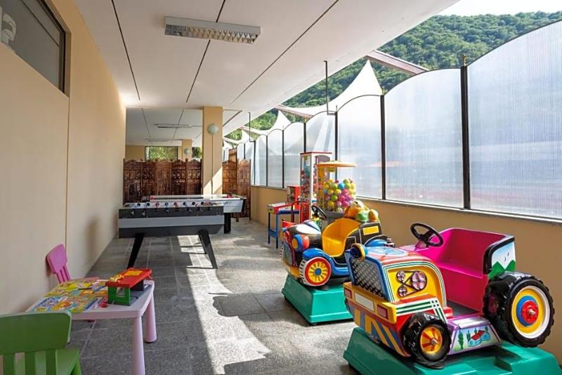Hotel Fontaine Bleue image