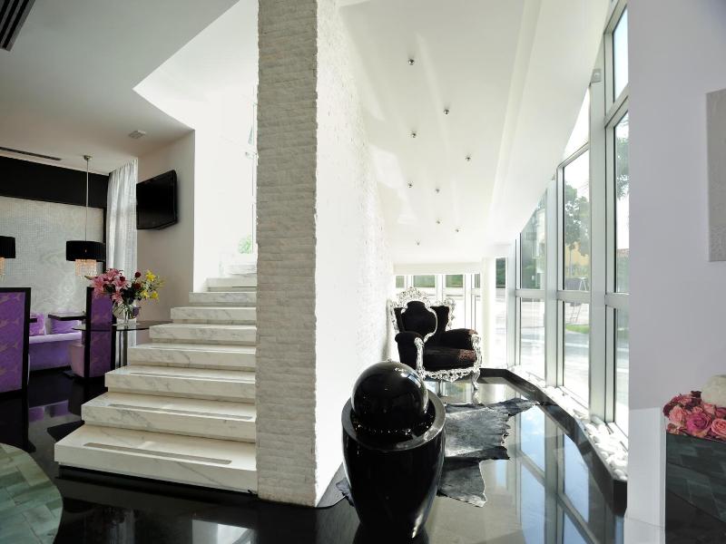 Hotel In Lounge Room image