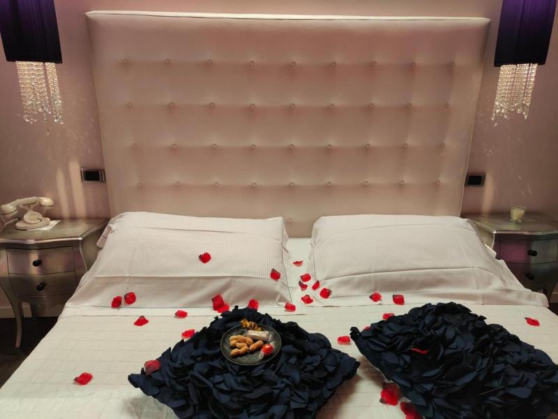 Hotel In Lounge Room image