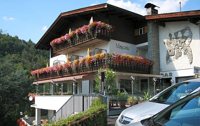 Gasthof Majestic image
