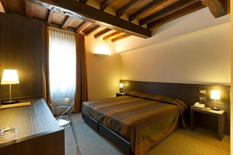 Locanda Sant Ambrogio image