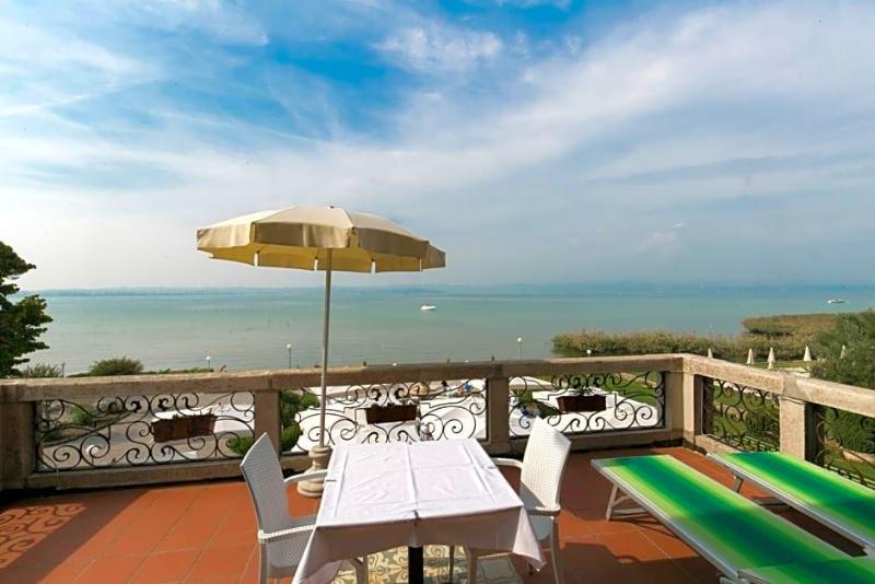 Villa Pioppi Hotel image