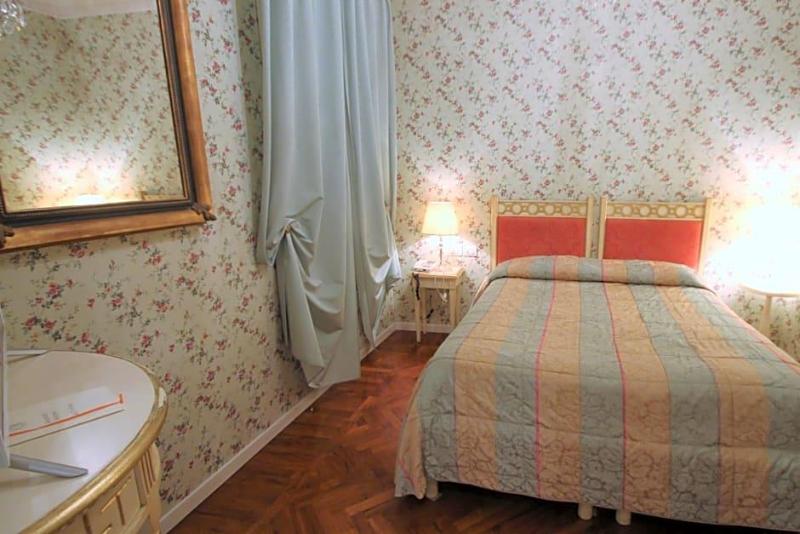Albergo Tre Pozzi image