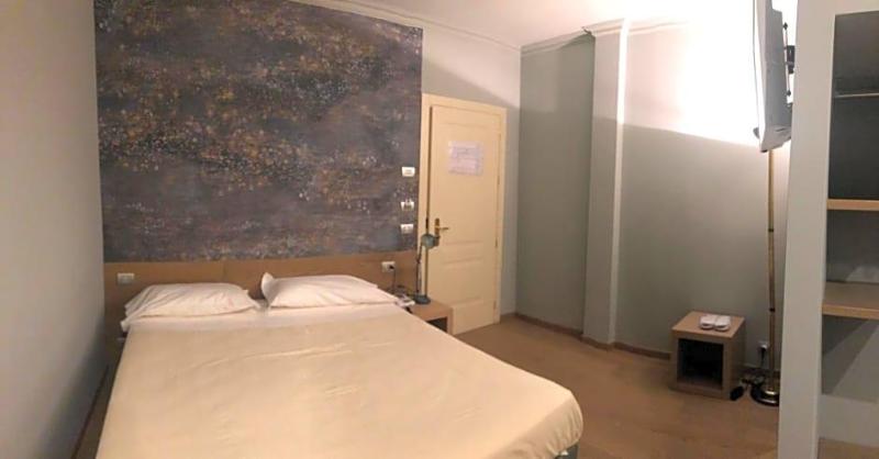 Albergo Tre Pozzi image
