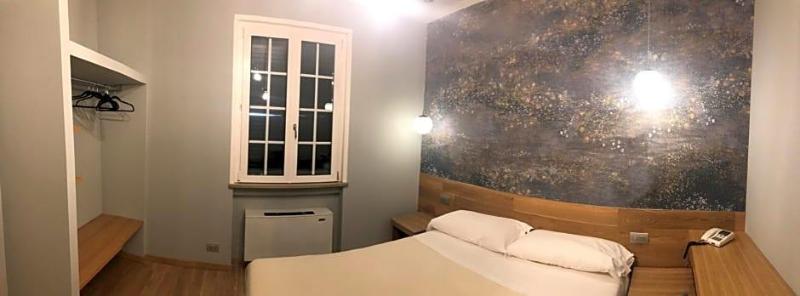 Albergo Tre Pozzi image