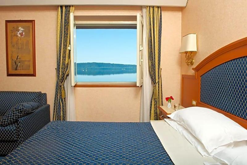 Hotel La Bella Venere image